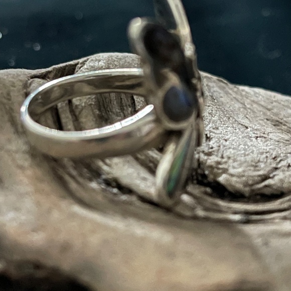 Sterling Silver Abalone Butterfly Ring with Articulated Wings - Picture 8 of 12